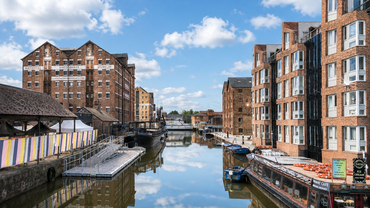 Gloucester Quays waterfront by day